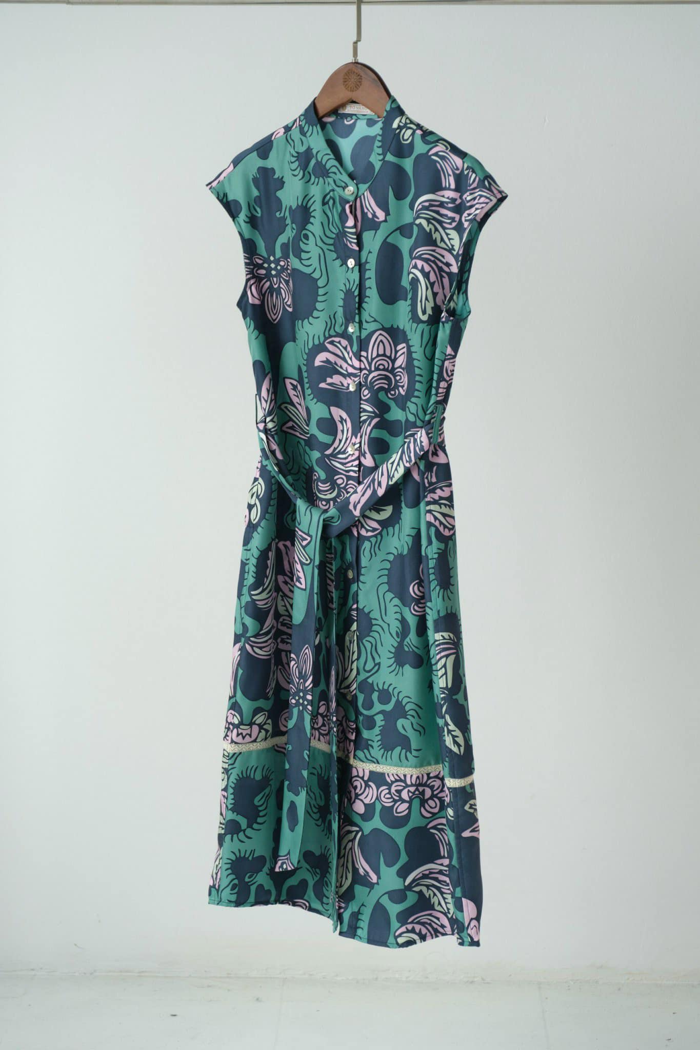 Rosalyne Dress – The Garden of Youth Edition